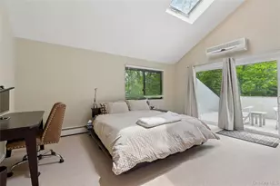 18 Quail Run, Hampton Bays, NY 11946 - Photo 33