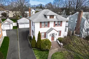 18 Phipps Ave, East Rockaway, NY 11518 - Photo 33