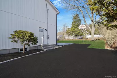 426 Lucerne Avenue, Shirley, NY 11967 - Photo 39