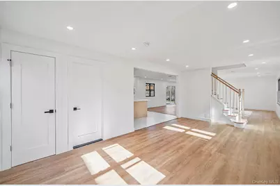 426 Lucerne Avenue, Shirley, NY 11967 - Photo 5