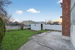 249-30 147th Rd, Rosedale, NY 11422 - Photo 37