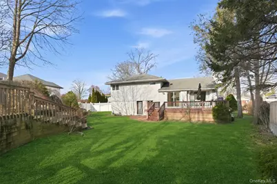 15 5th Place, Syosset, NY 11791 - Photo 23