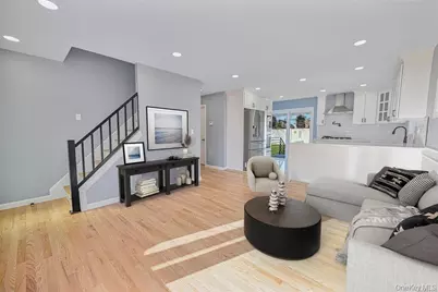 253 Meyer Avenue, Valley Stream, NY 11580 - Photo 5