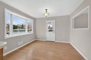 4072 Maywood Dr, Seaford, NY 11783 - Photo 13