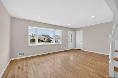 4072 Maywood Drive, Seaford, NY 11783 - Photo 3