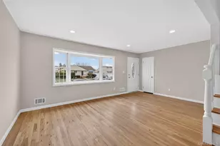 4072 Maywood Dr, Seaford, NY 11783 - Photo 3