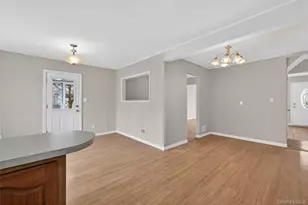 4072 Maywood Dr, Seaford, NY 11783 - Photo 15