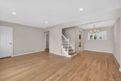 4072 Maywood Drive, Seaford, NY 11783 - Photo 7