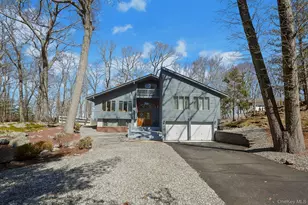 27 Deerpath Rd, Tuxedo Park, NY 10987 - Photo 29