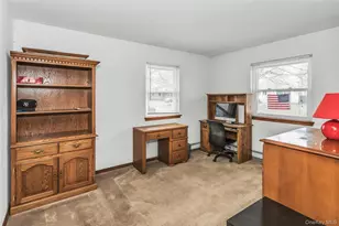 82 Donna Dr, Calverton, NY 11933 - Photo 19