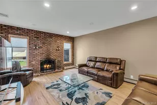 132 Washington Ave, Plainview, NY 11803 - Photo 11