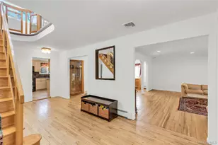 132 Washington Ave, Plainview, NY 11803 - Photo 5