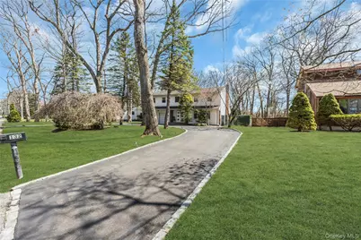 132 Washington Avenue, Plainview, NY 11803 - Photo 3