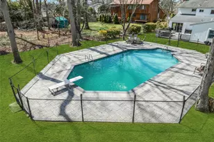 132 Washington Ave, Plainview, NY 11803 - Photo 43