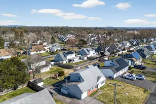 38 Dunwoodie Dr, Kingston, NY 12401 - Photo 3