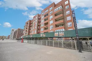 117-12 Ocean Promenade, Rockaway Park, NY 11694 - Photo 17