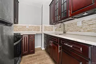 117-12 Ocean Promenade, Rockaway Park, NY 11694 - Photo 7