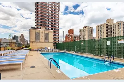370 E 76th Street #B110, New York, NY 10021 - Photo 1