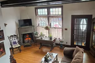 89-12 Rutledge Ave, Glendale, NY 11385 - Photo 7