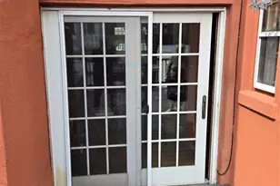 89-12 Rutledge Ave, Glendale, NY 11385 - Photo 9