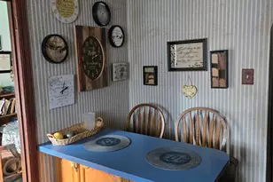 89-12 Rutledge Ave, Glendale, NY 11385 - Photo 3