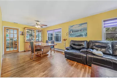 16 Manchester Lane, Stony Brook, NY 11790 - Photo 7