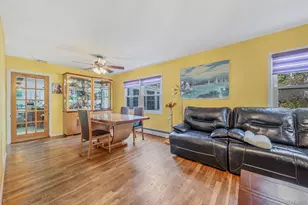 16 Manchester Ln, Stony Brook, NY 11790 - Photo 7