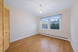 16 Manchester Ln, Stony Brook, NY 11790 - Photo 9