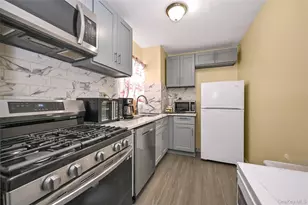 135-07 223rd St, Springfield Gardens, NY 11413 - Photo 13