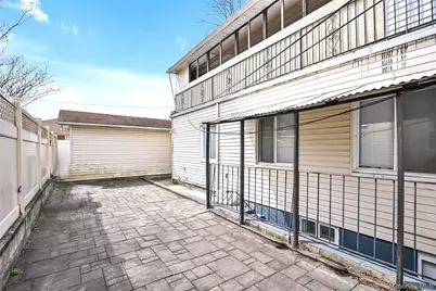 135-07 223rd Street, Springfield Gardens, NY 11413 - Photo 23