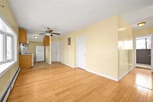 135-07 223rd St, Springfield Gardens, NY 11413 - Photo 3