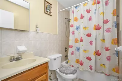 135-07 223rd Street, Springfield Gardens, NY 11413 - Photo 15