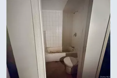 351 Quincy Avenue, Bronx, NY 10465 - Photo 11