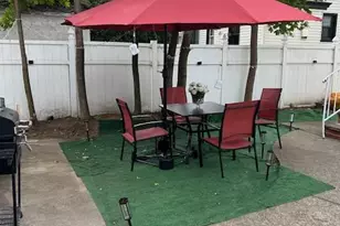 204-20 104th Ave, Saint Albans, NY 11412 - Photo 17