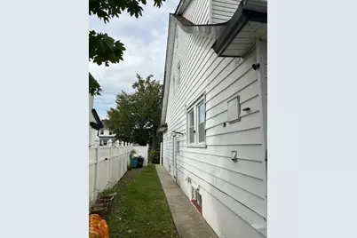 204-20 104th Avenue, Saint Albans, NY 11412 - Photo 15