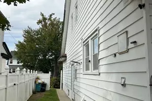 204-20 104th Ave, Saint Albans, NY 11412 - Photo 15