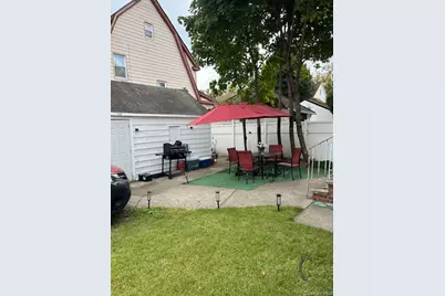204-20 104th Avenue, Saint Albans, NY 11412 - Photo 13