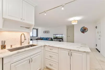 2 Bay Club Drive #17P, Bayside, NY 11360 - Photo 3