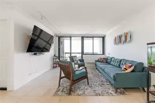 2 Bay Club Dr, Bayside, NY 11360 - Photo 5