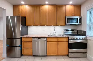 246-17 Union Tpke, Bellerose, NY 11426 - Photo 7