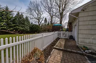 19 Harvard Rd, Shoreham, NY 11786 - Photo 17