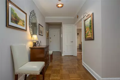 9 Midland Gardens #4A, Bronxville, NY 10708 - Photo 3