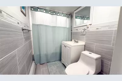 27 E Lincoln Avenue, Massapequa, NY 11758 - Photo 13