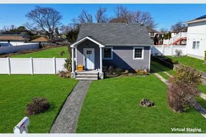 27 E Lincoln Avenue, Massapequa, NY 11758 - Photo 1