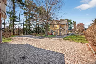 121 Morris Ave, Rockville Centre, NY 11570 - Photo 43