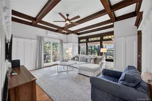 121 Morris Ave, Rockville Centre, NY 11570 - Photo 15