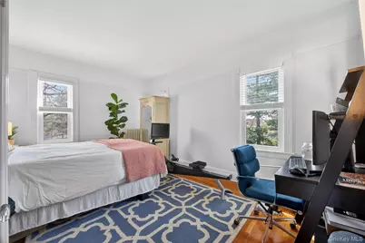 121 Morris Avenue, Rockville Centre, NY 11570 - Photo 33