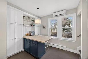 121 Morris Ave, Rockville Centre, NY 11570 - Photo 19