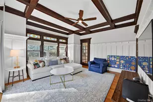 121 Morris Ave, Rockville Centre, NY 11570 - Photo 17