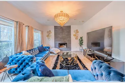 1 Holly Court, Miller Place, NY 11764 - Photo 13